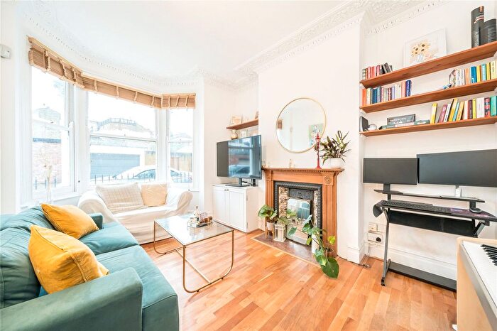 1 Bedroom Property To Rent In Marney Road, London, SW11