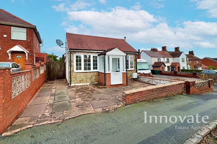 2 Bedroom Bungalow To Rent In Mincing Lane, Rowley Regis, B65
