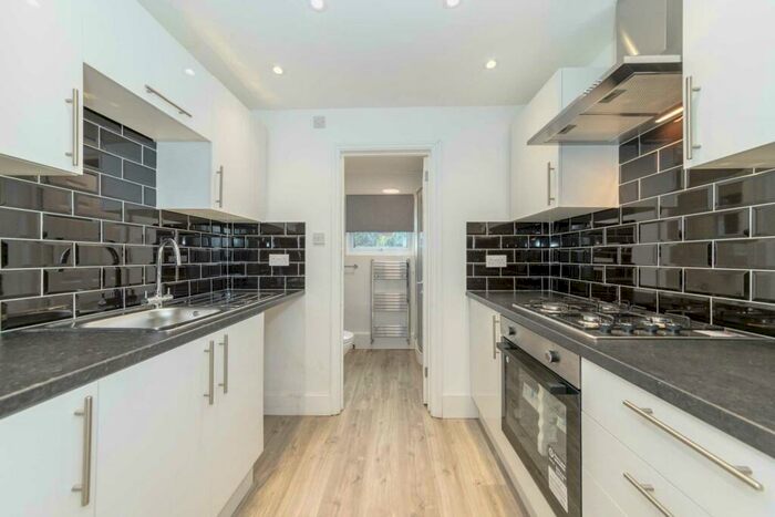 4 Bedroom Terraced House To Rent In Three/Four Bedroom House- London Road, Reading, RG1
