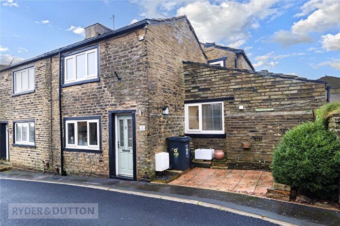 3 Bedroom Semi Detached House For Sale In Upper Lane, Northowram, West Yorkshire, HX3