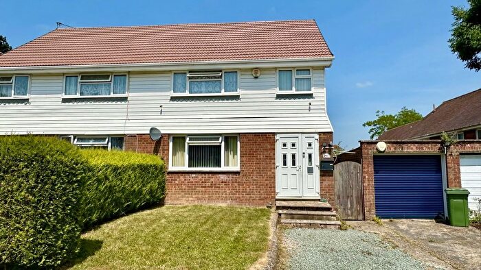 3 Bedroom Semi-Detached House For Sale In Heathlands, Westfield, TN35