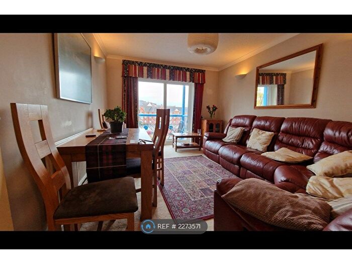 2 Bedroom Flat To Rent In Maritime Quarter, Swansea, SA1