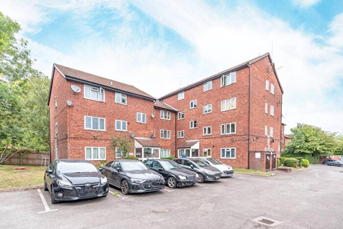 2 Bedroom Flat For Sale In Neptune Road, Harrow, HA1