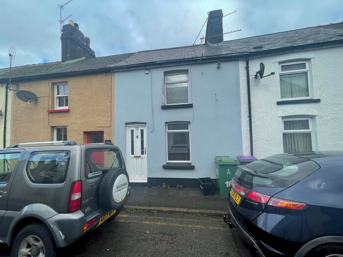 2 Bedroom Terraced House To Rent In Queen Street, Blaenavon, Pontypool, NP4