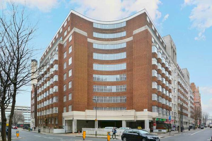 Flat To Rent In Russell Court, Woburn Place, Bloomsbury, WC1H