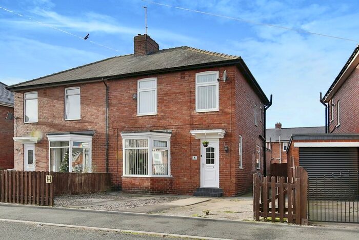 3 Bedroom Semi-Detached House For Sale In Cornwall Crescent, Billingham, TS23