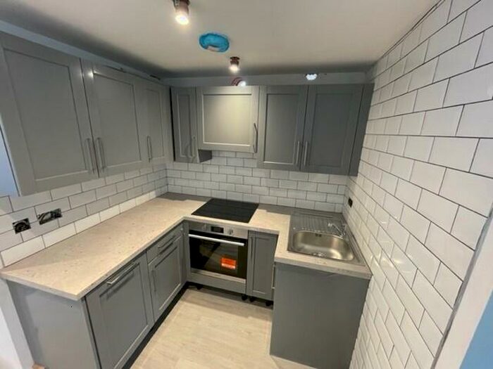 1 Bedroom Flat To Rent In Alanthus Close London, SE12