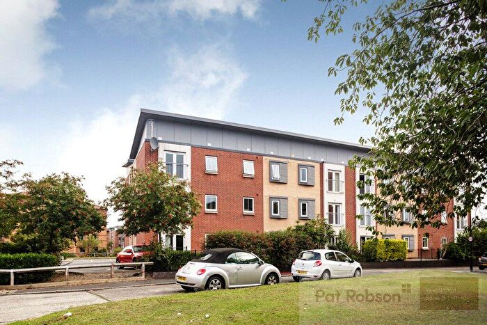 2 Bedroom Apartment For Sale In Wrendale Court, South Gosforth, Newcastle Upon Tyne, Tyne And Wear, NE3
