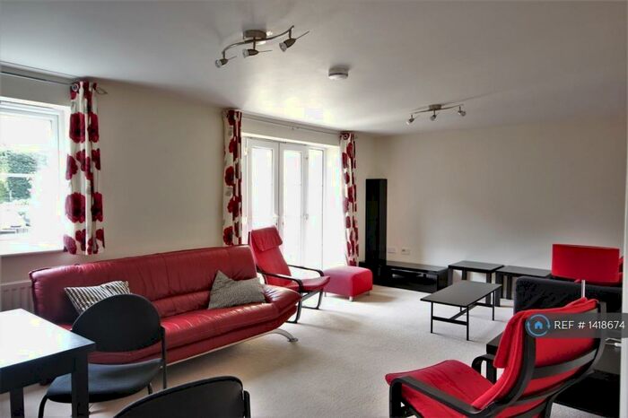 2 Bedroom Flat To Rent In Smiths Wharf, Wantage, OX12