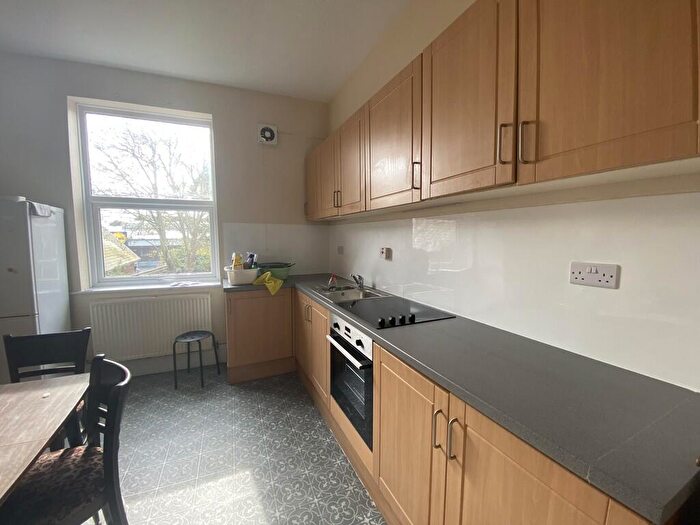 6 Bedroom Terraced House To Rent In The Avenue, Southampton, SO17