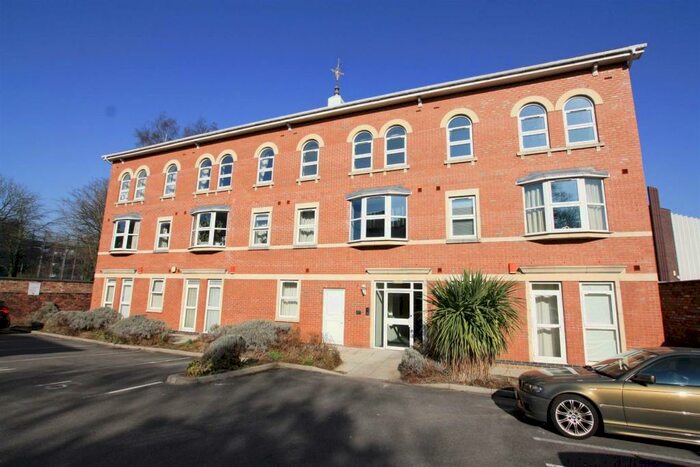 2 Bedroom Duplex To Rent In Bakersfield Place, Sale, M33