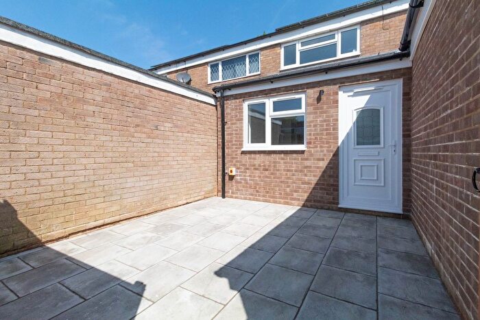 1 Bedroom Flat To Rent In Ripon Road, Stevenage, SG1