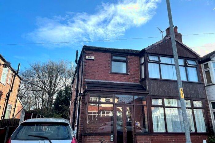 3 Bedroom Property To Rent In Saddlewood Avenue, Manchester M19