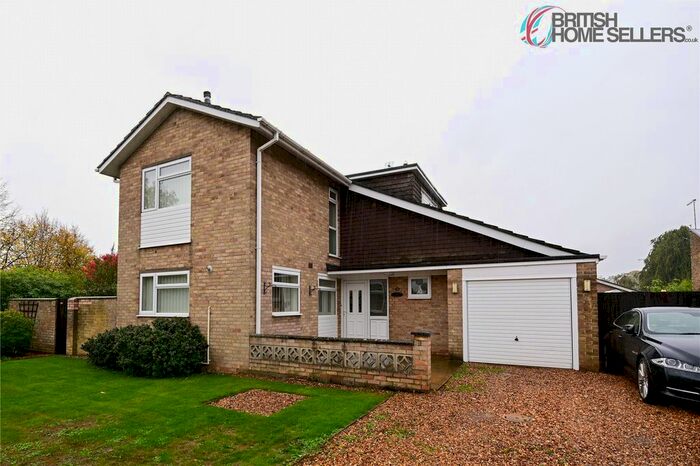 3 Bedroom Detached House For Sale In Abbots Close, Ramsey, Huntingdon, Cambridgeshire, PE26