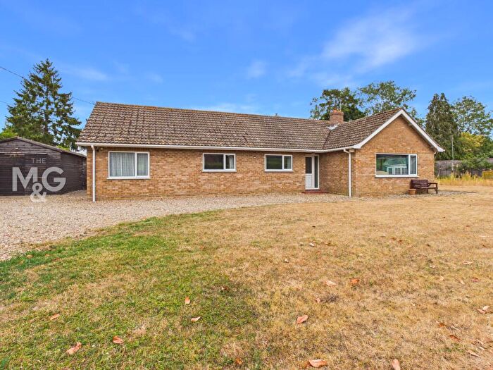 4 Bedroom Detached Bungalow For Sale In The Street, Badwell Ash, IP31
