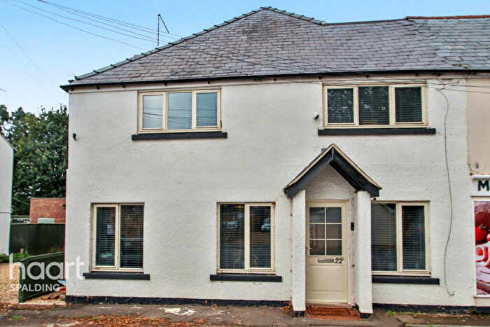 3 Bedroom Semi-Detached House For Sale In Hillgate, Gedney Hill, PE12