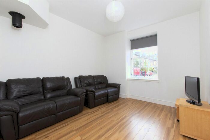 4 Bedroom Flat To Rent In (Flat ) Gilmore Place, Edinburgh, EH3