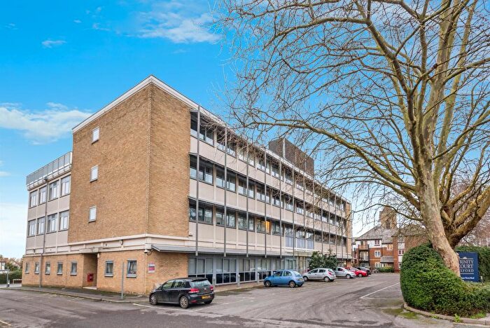 1 Bedroom Apartment For Sale In Between Towns Road, Cowley, Oxford, OX4