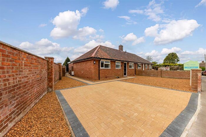 3 Bedroom Semi-Detached Bungalow For Sale In Lowry Cole Road, Sprowston, NR6