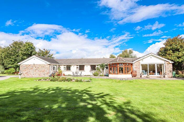 4 Bedroom Detached House For Sale In Ham Lane, Kingston Seymour, BS21