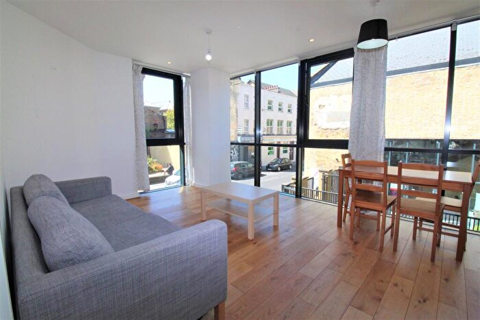 2 Bedroom Apartment To Rent In Forge Square, E14