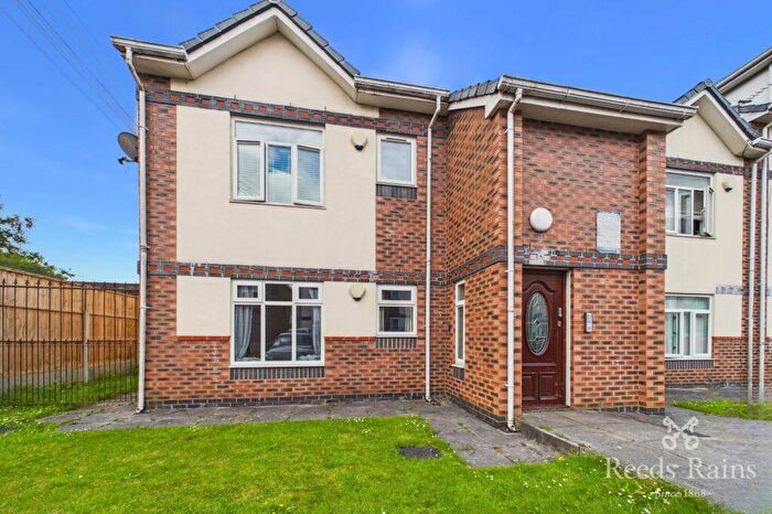 2 Bedroom Apartment For Sale In Pilch Lane, Liverpool, Merseyside, L14