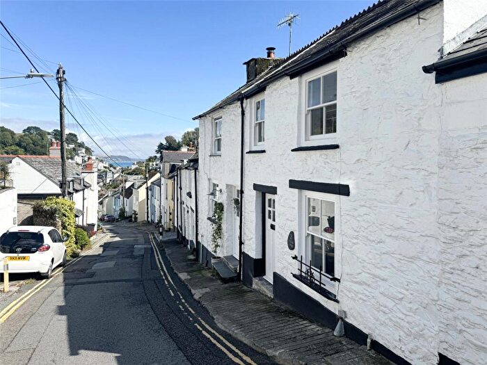 2 Bedroom End Of Terrace House For Sale In Hillside, West Looe Hill, PL13