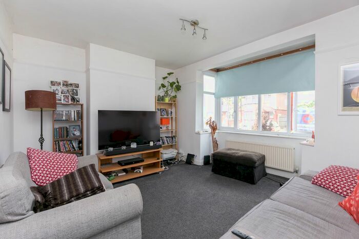 3 Bedroom Semi-Detached House To Rent In St. Albans Road, Cheam, SM1