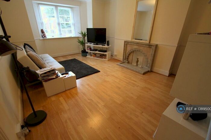1 Bedroom Flat To Rent In Redland, Bristol, BS6