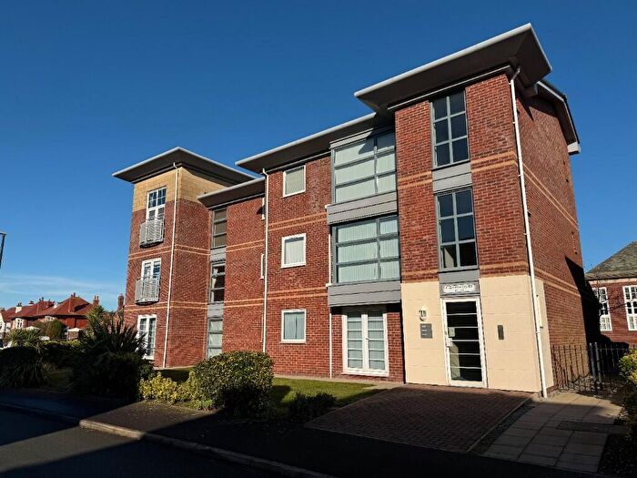2 Bedroom Apartment For Sale In King Edward Avenue, Lytham St. Annes, Lancashire, FY8