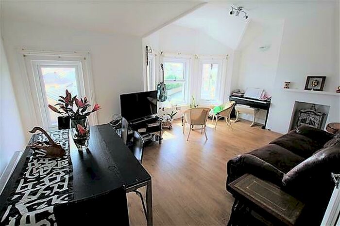 2 Bedroom Flat To Rent In Belle Vue Road, Southbourne, BH6