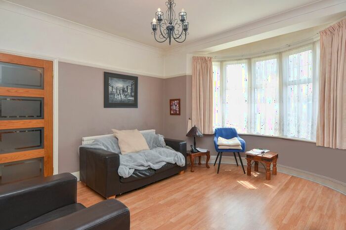 4 Bedroom Detached House For Sale In Thorpedene Gardens, Shoeburyness, Essex, SS3