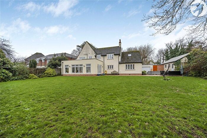 4 Bedroom Detached House For Sale In Church Walk, Wilmington, Kent, DA2