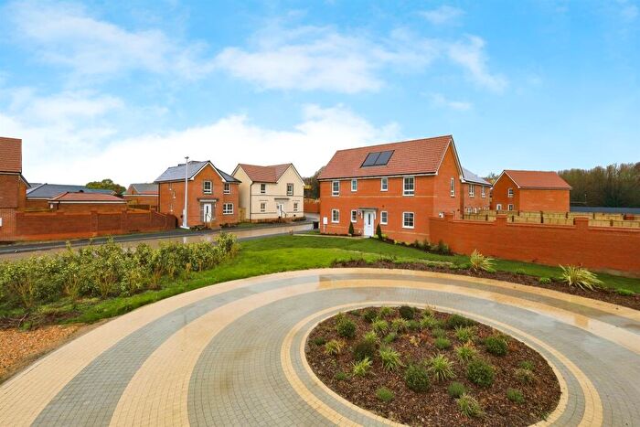 3 Bedroom Semi-Detached House For Sale In Cuckoo Fields, Hailsham, BN27