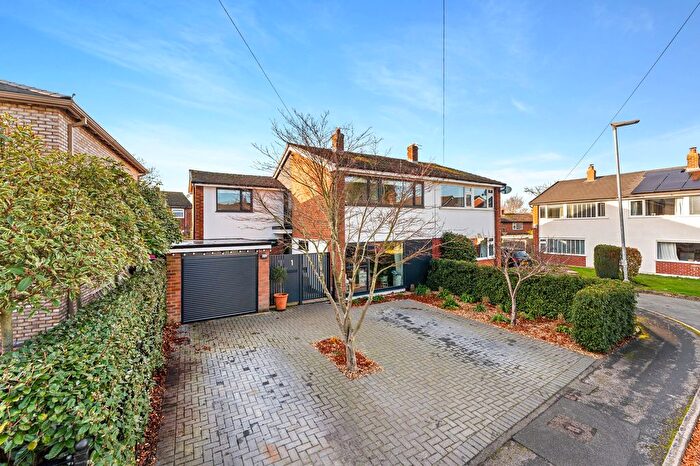 4 Bedroom Semi Detached House For Sale In Elm Tree Avenue, Lymm, WA13