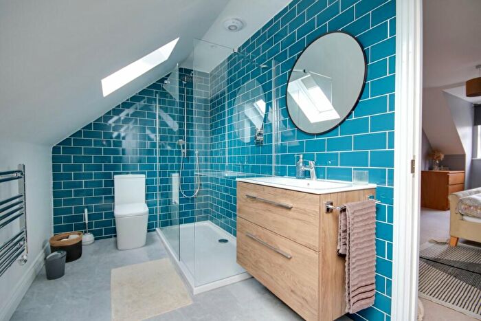 4 Bedroom Semi-Detached House For Sale In Buckland Gardens, Lymington, SO41