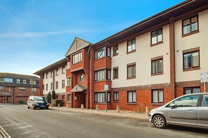 1 Bedroom Detached House For Sale In Victoria Street, Weymouth, DT4