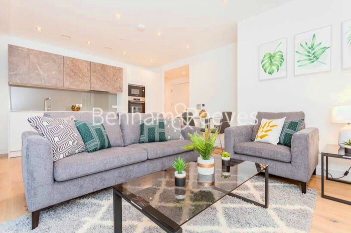 1 Bedroom Flat To Rent In Duval House, Clapham Junction, SW11
