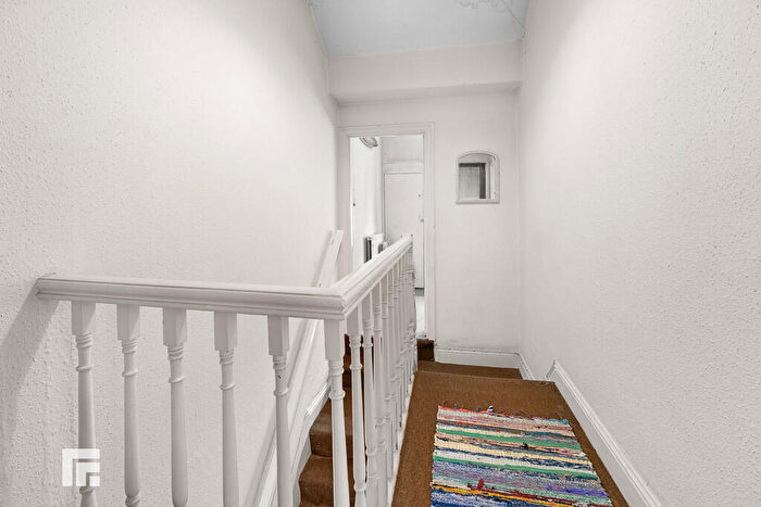 2 Bedroom Terraced House For Sale In Hazelhurst Road, Llandaff North, Cardiff, CF14