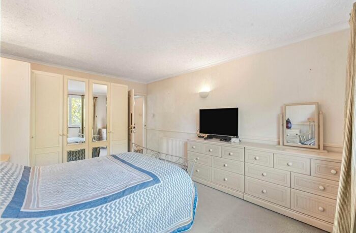 2 Bedroom Apartment To Rent In Maberley Road, Beckenham, BR3