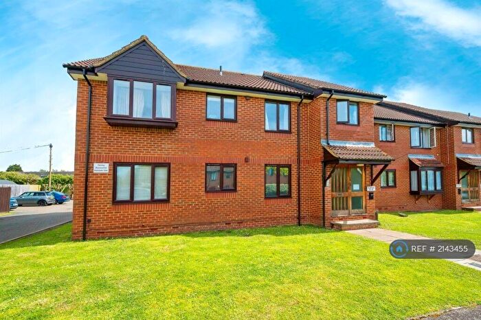 1 Bedroom Flat To Rent In Broadlake Close, London Colney, St. Albans, AL2