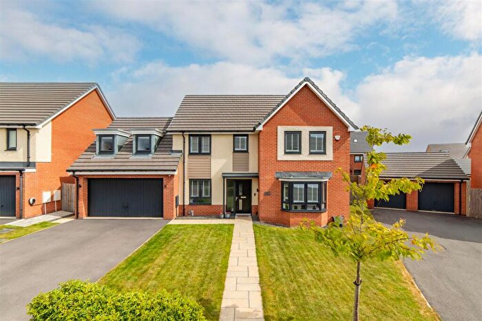 4 Bedroom Semi-Detached House For Sale In Gatekeeper Close, Newcastle Upon Tyne, NE13