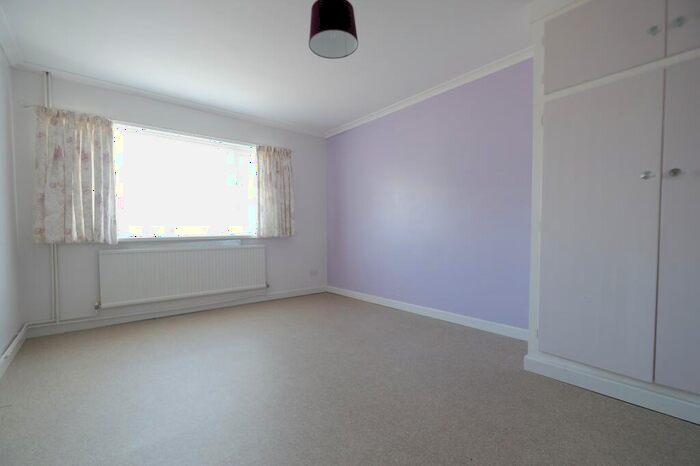 2 Bedroom Detached House For Sale In Carmarthan Close, Barry, The Vale Of Glamorgan., CF62