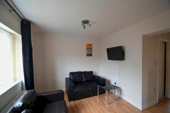 1 Bedroom Flat To Rent In Lewis Drive, Fenham, Newcastle Upon Tyne, NE4