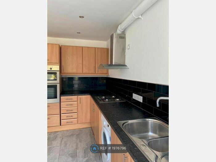 3 Bedroom Terraced House To Rent In Casimir Road, London, E5