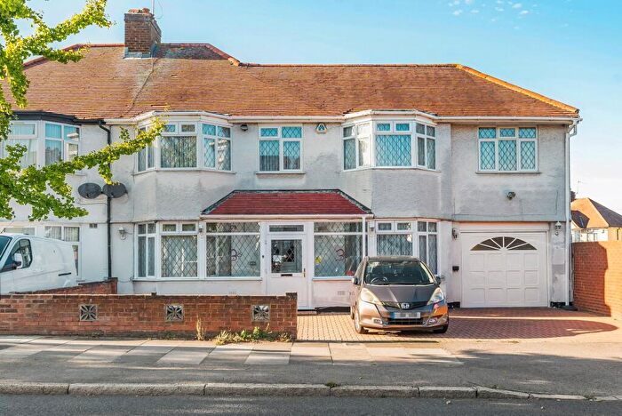 5 Bedroom Semi Detached House For Sale In Camrose Avenue, Edgware, HA8