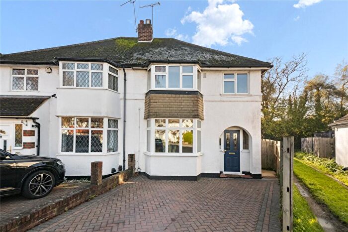 3 Bedroom Semi Detached House For Sale In Lawn Close, Ruislip, HA4
