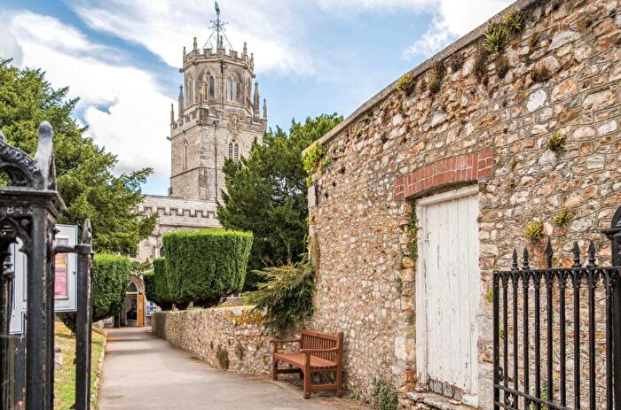 3 Bedroom End Of Terrace House For Sale In Colyton, Devon, EX24