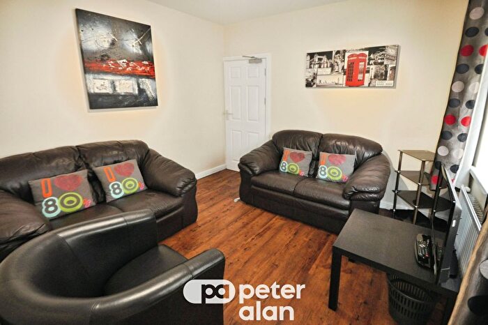 5 Bedroom Property To Rent In Wern Fawr Road, Swansea, SA1