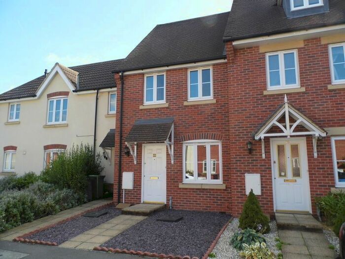 2 Bedroom Terraced House To Rent In King Edward Close, Calne, SN11